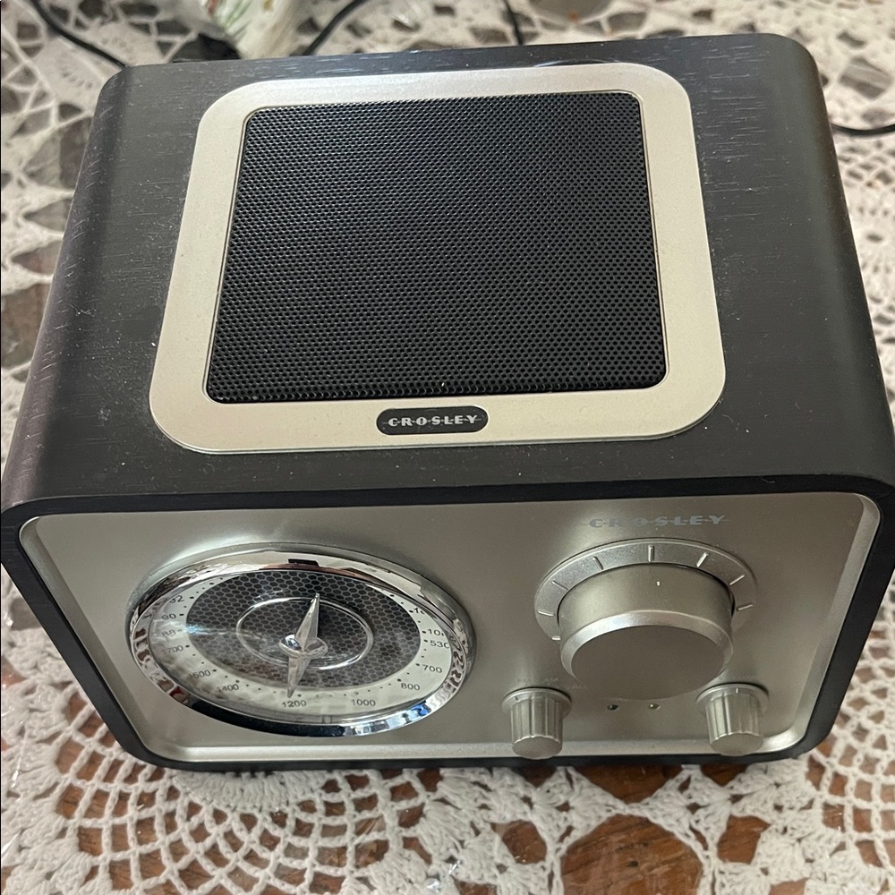 Crosley Black and Silver Vintage Radio